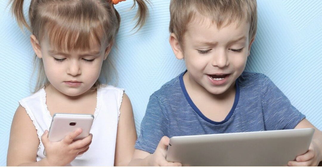 Journée d’étude en périnatalité – La place des écrans dans la vie des enfants (R.E.A.L.I.S.M)